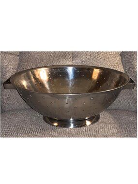 Vintage Metro Stainless Steel Colander Strainer 13" (Made in Korea)